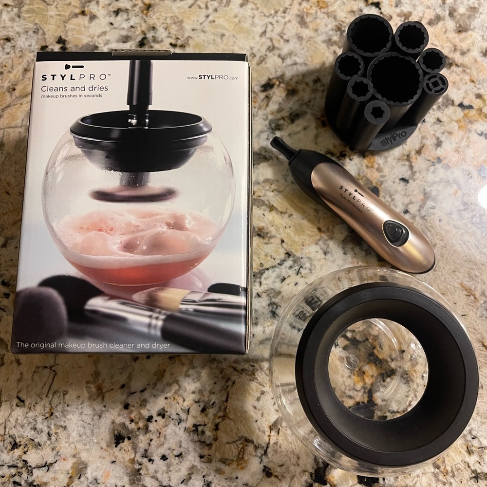 STYLPRO Make-up Brush Cleaner